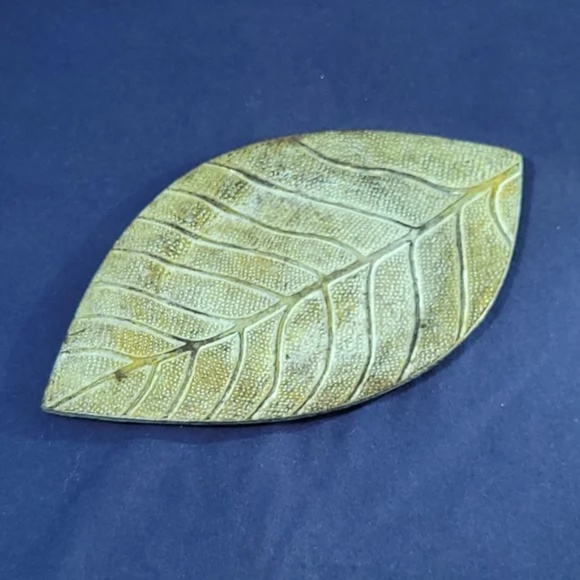 3/$25 Patina Leaf Trinket or Candle Dish - Picture 3 of 9